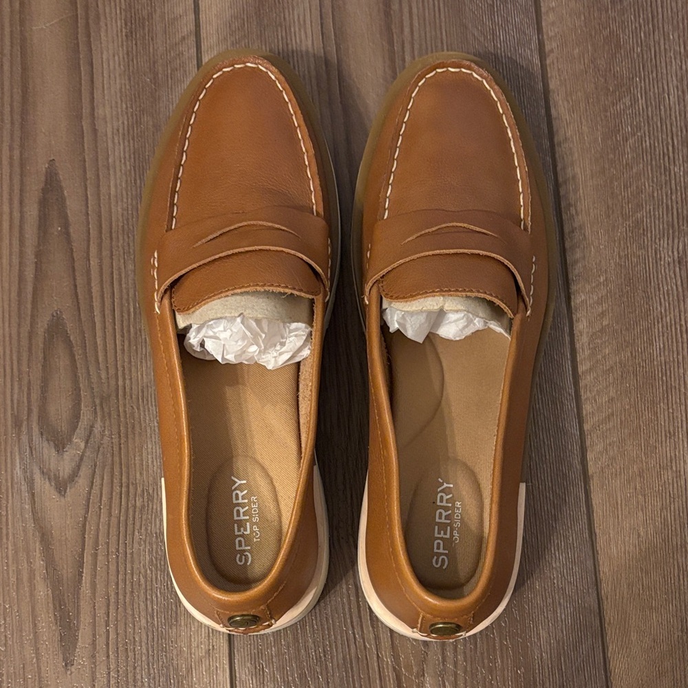 Sperry Tan Leather Loafers - size 9.5